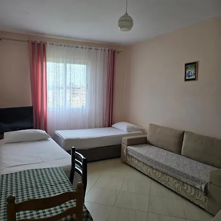 Roan Room's